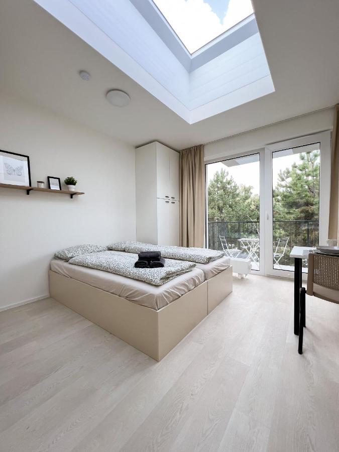 Celestial Apartments Брно Экстерьер фото